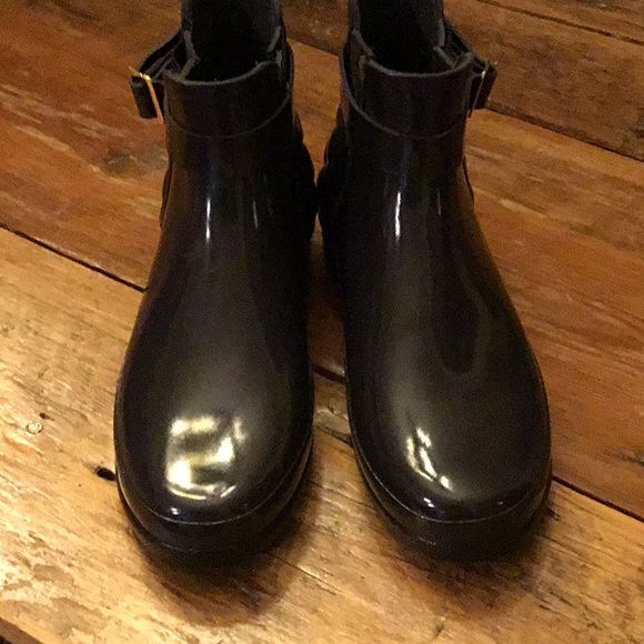 Hunter Short Booties - Picture 3 of 6